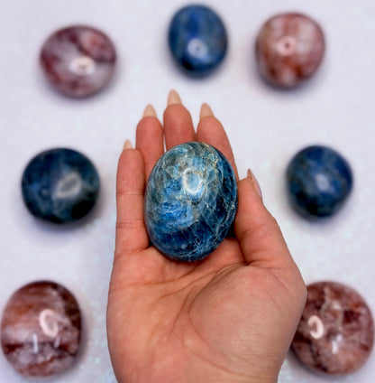 Blue Apatite Palm Stone 126g #3