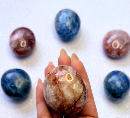 Fire Hematoid Quartz Palm Stone 121g #13