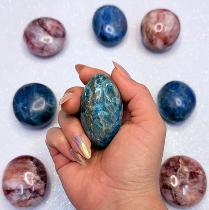 Blue Apatite Palm Stone 126g #3