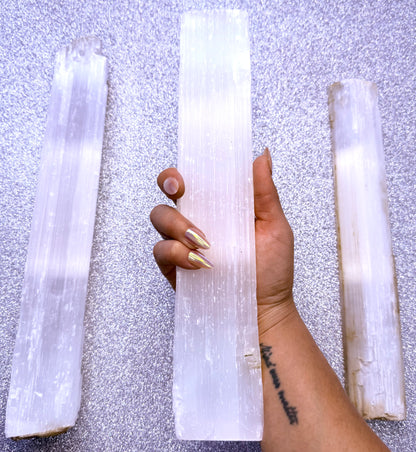 Selenite Raw Charging Log Large 0.566kg