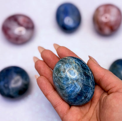Blue Apatite Palm Stone 126g #3