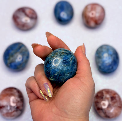 Blue Apatite Palm Stone 101g #1
