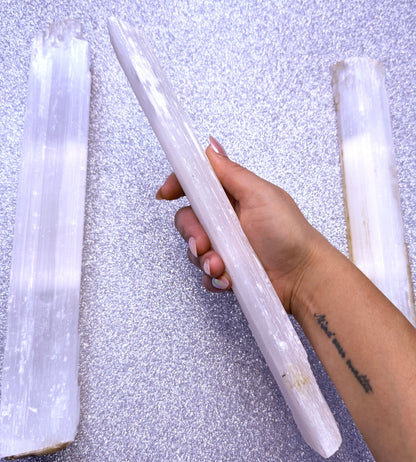 Selenite Raw Charging Log Large 0.566kg
