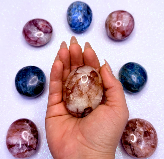 Fire Hematoid Quartz Palm Stone 121g #11