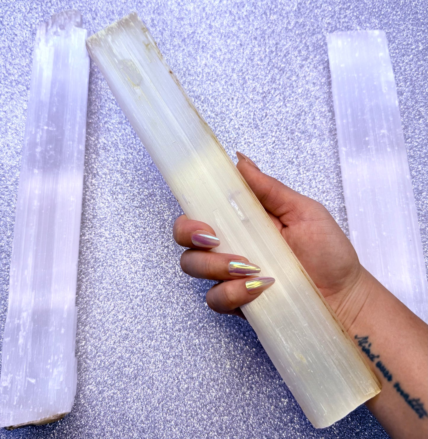 Selenite Raw Charging Log Extra Large 0.394kg