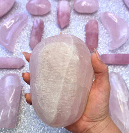 Rose Quartz Crystal Bowl Large - 0.958g