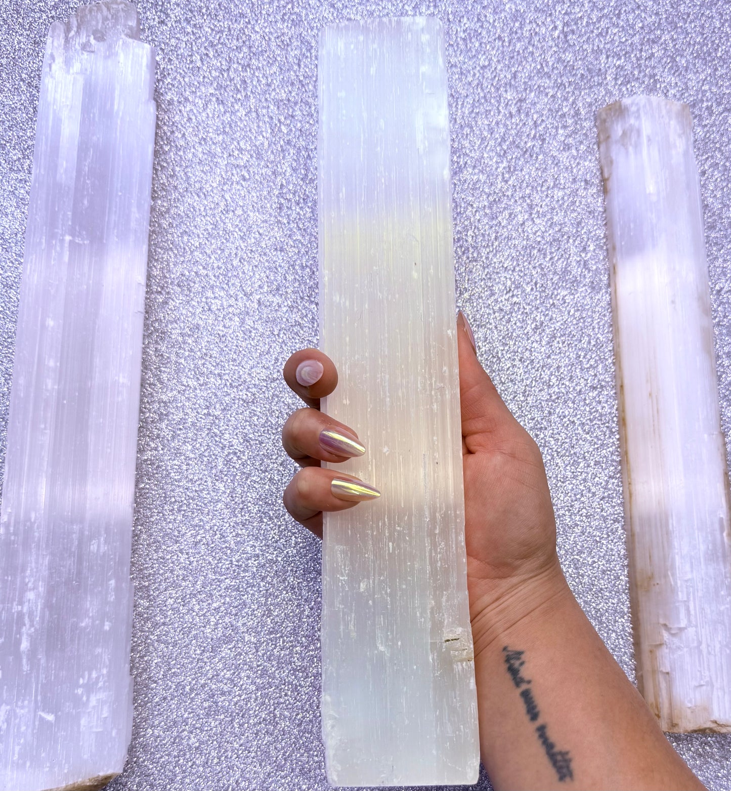 Selenite Raw Charging Log Large 0.566kg