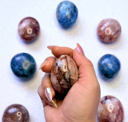 Fire Hematoid Quartz Palm Stone 121g #13