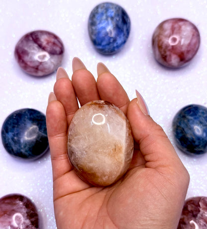 Fire Hematoid Quartz Palm Stone 121g #11