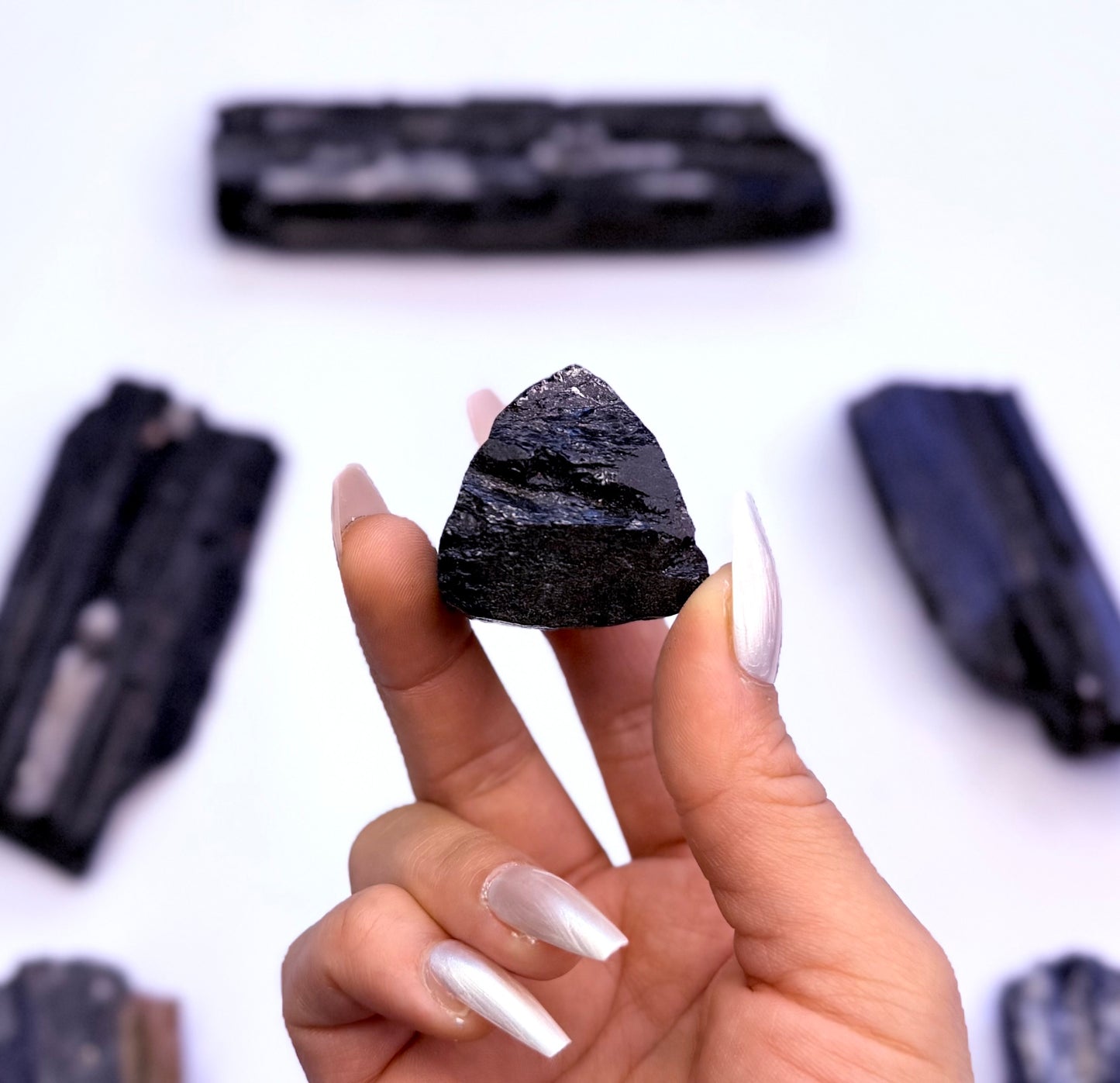 Black Tourmaline Raw 68g #16