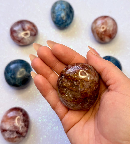 Fire Hematoid Quartz Palm Stone 95g #2