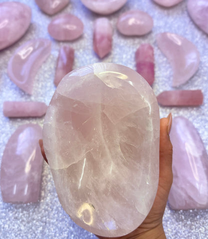 Rose Quartz Crystal Bowl Large - 0.958g
